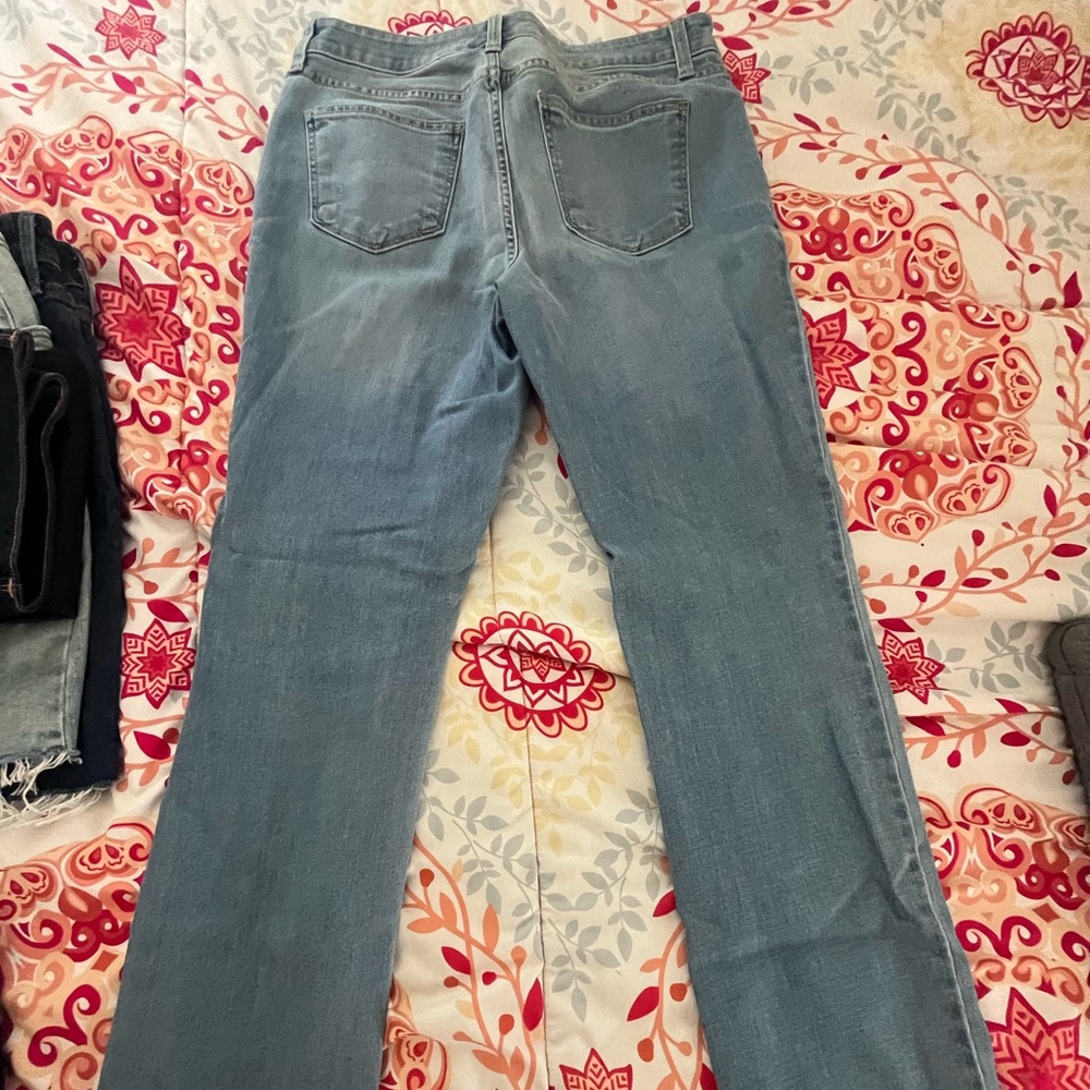 BRAND NEW St. Johns Bay Denim Jeans - size 8 Women